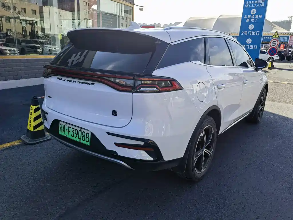 BYD Tang — миниатюра 4