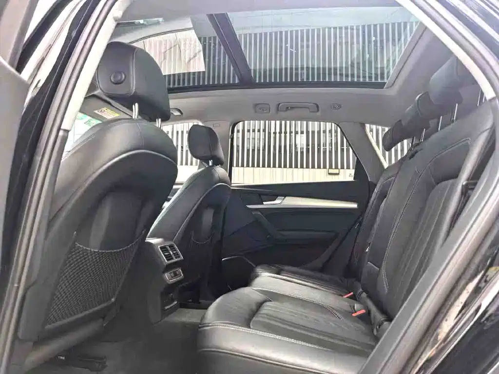 Audi Q5L — миниатюра 6