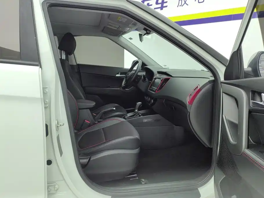 Hyundai ix25 — миниатюра 8