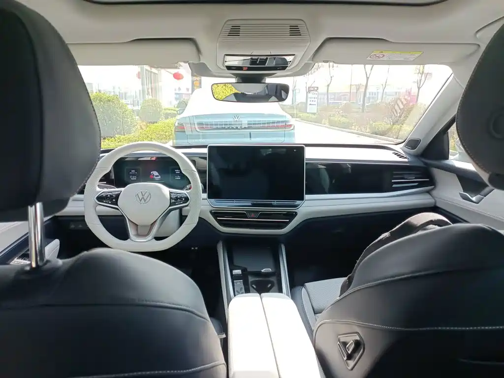 Volkswagen Passat 2025 Pro 380TSI