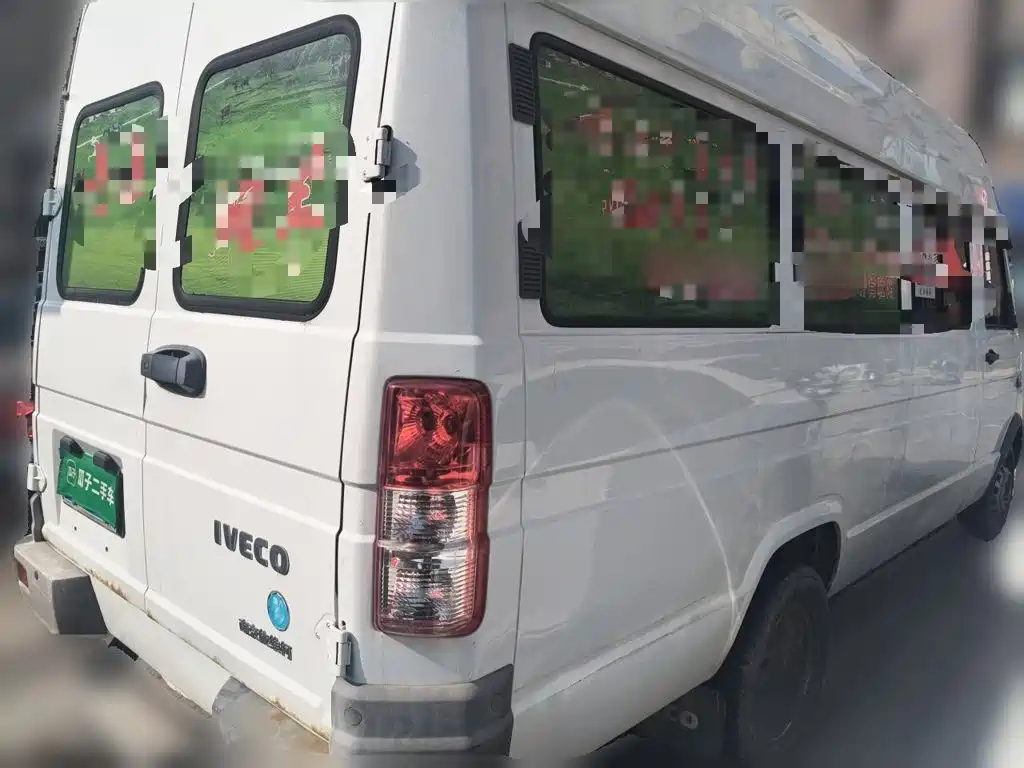 IVECO Daily — миниатюра 4
