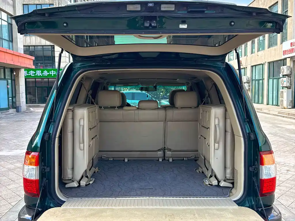 Toyota Land Cruiser — миниатюра 10