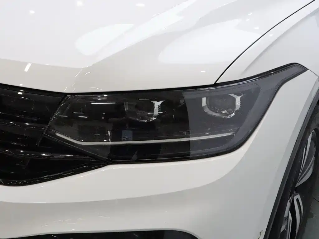 Volkswagen Tiguan X — миниатюра 18