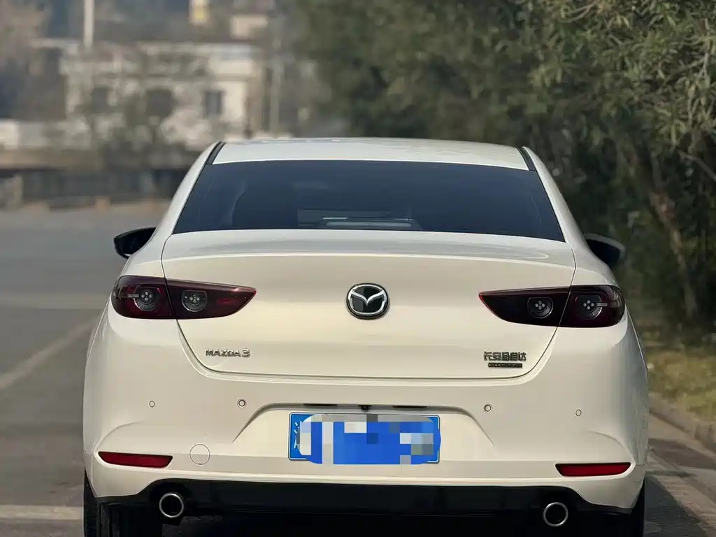 Mazda 3 Axela — миниатюра 8