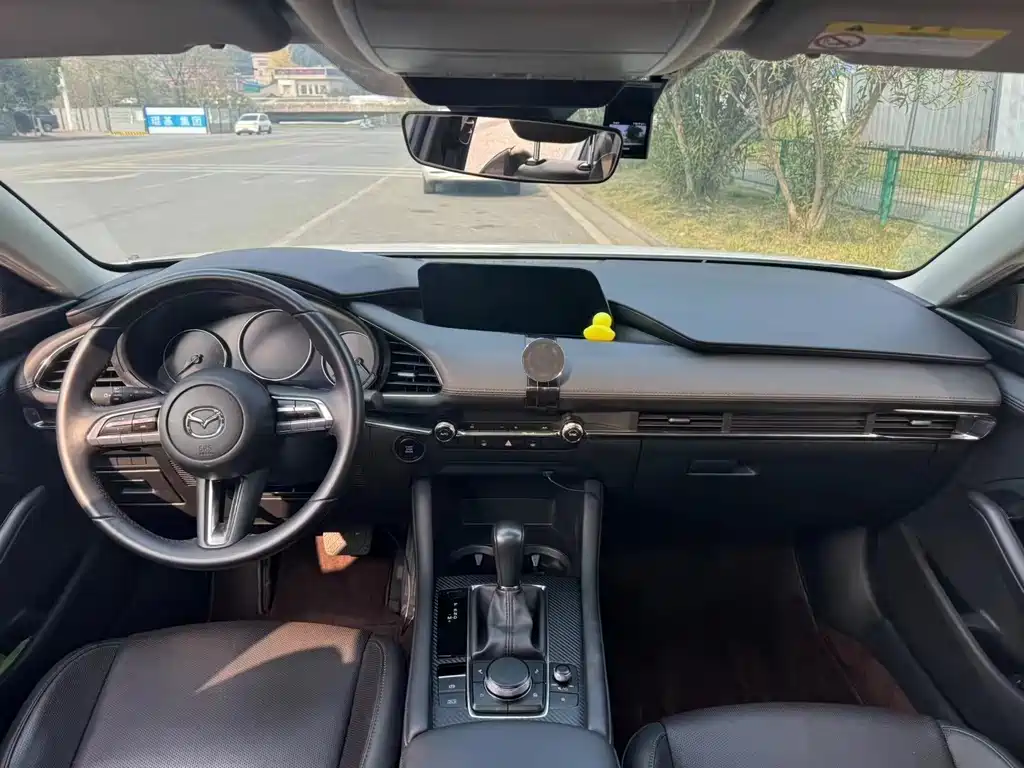 Mazda 3 Axela — миниатюра 6