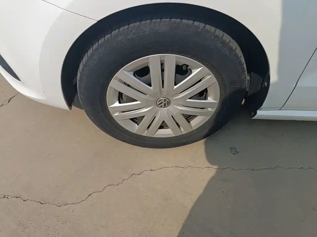 Volkswagen Polo — миниатюра 23
