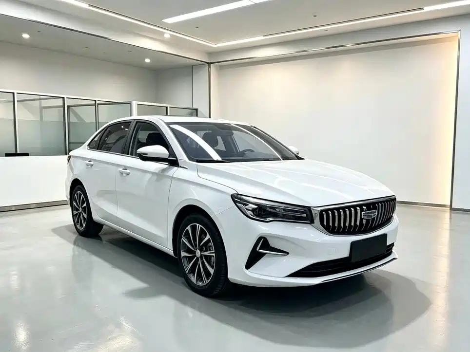Geely Emgrand — миниатюра 3