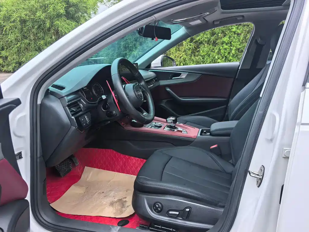 Audi A4L — миниатюра 4