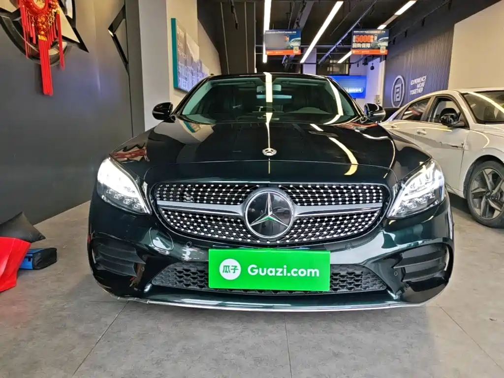 Mercedes-Benz C-Class — миниатюра 3