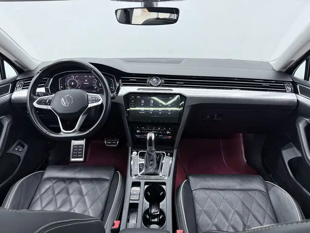 Volkswagen Magotan PHEV — миниатюра 5