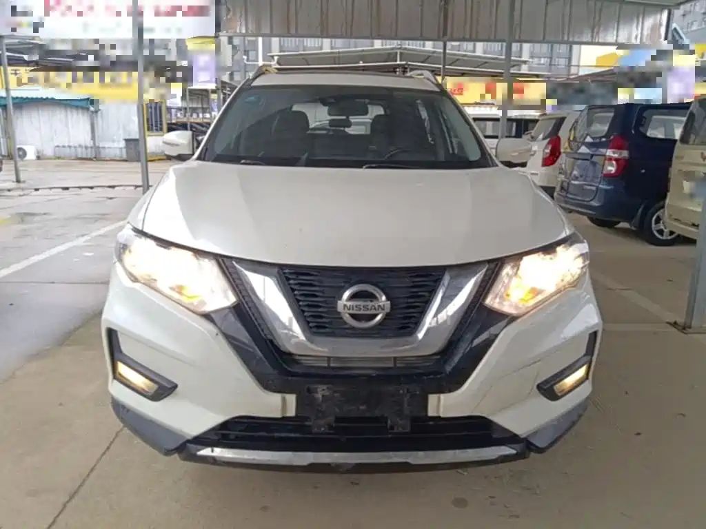 Nissan X-Trail — миниатюра 3
