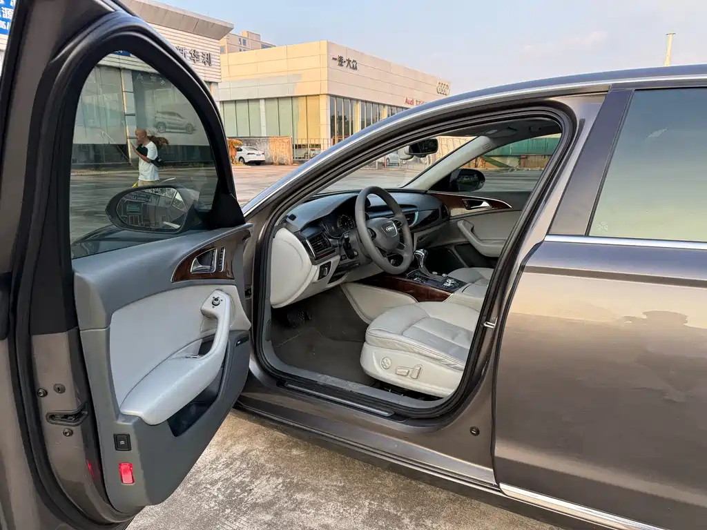 Audi A6L — миниатюра 10