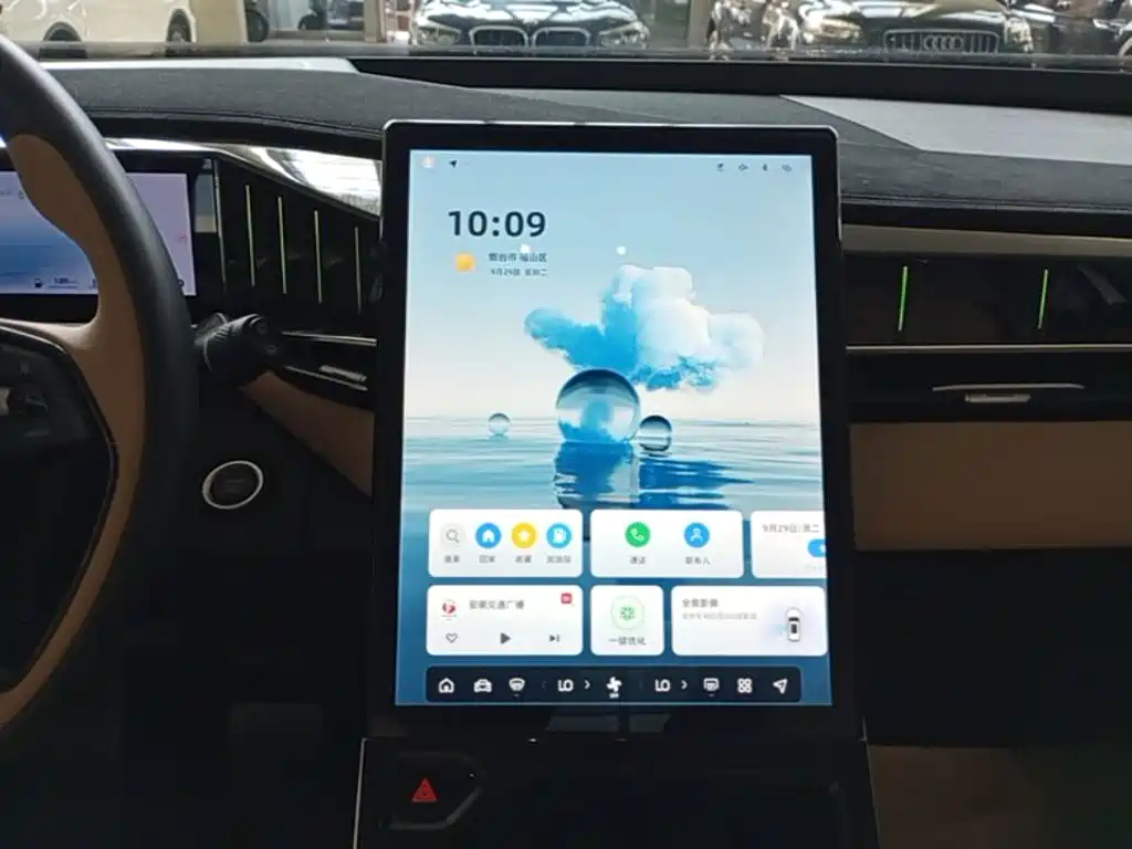 Geely Boyue L — миниатюра 13