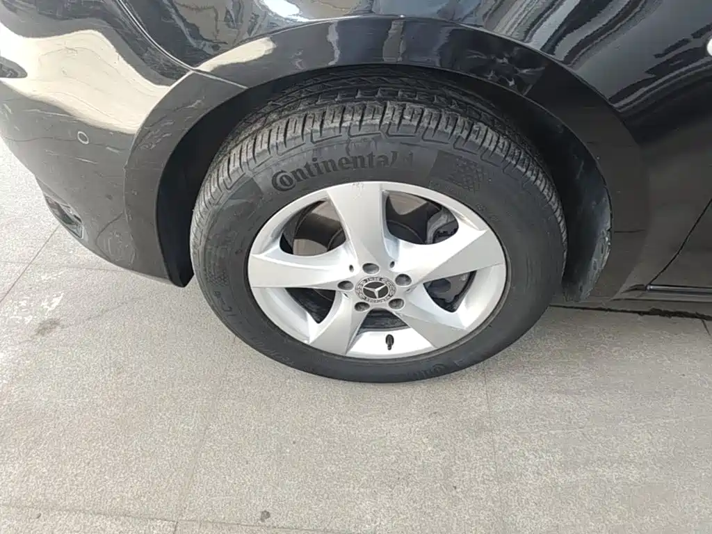Mercedes-Benz Vito — миниатюра 23