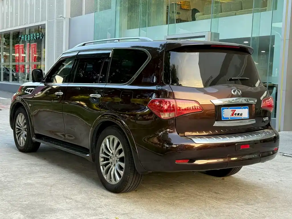 Infiniti QX80 — миниатюра 9