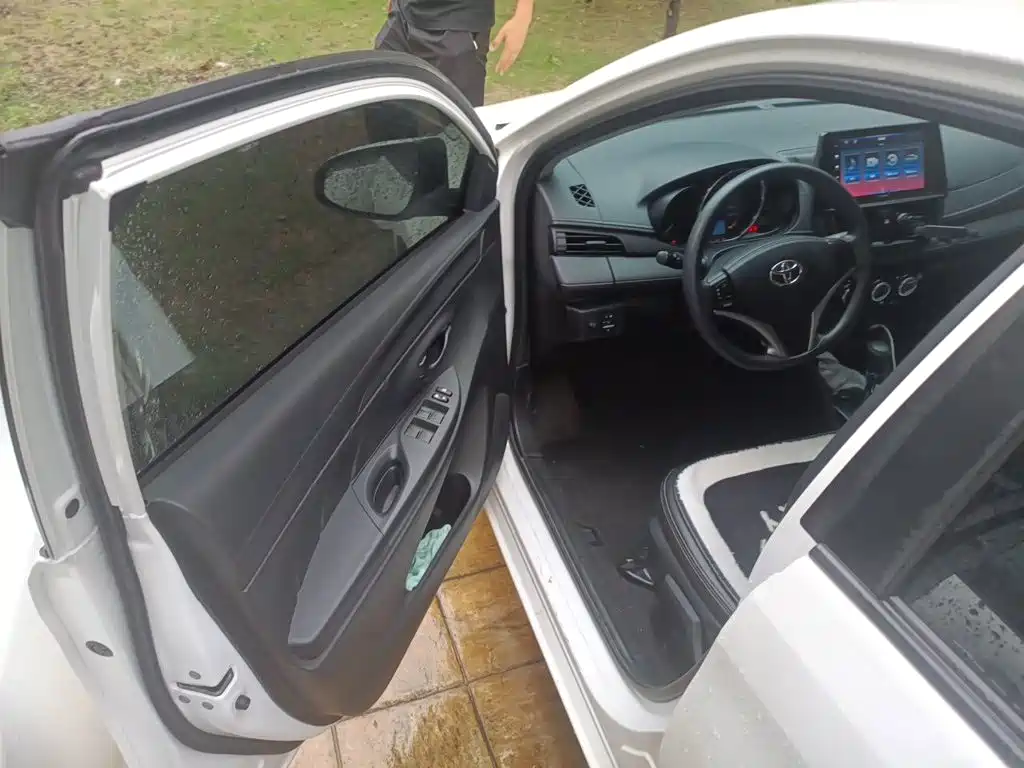 Toyota Vios FS — миниатюра 12