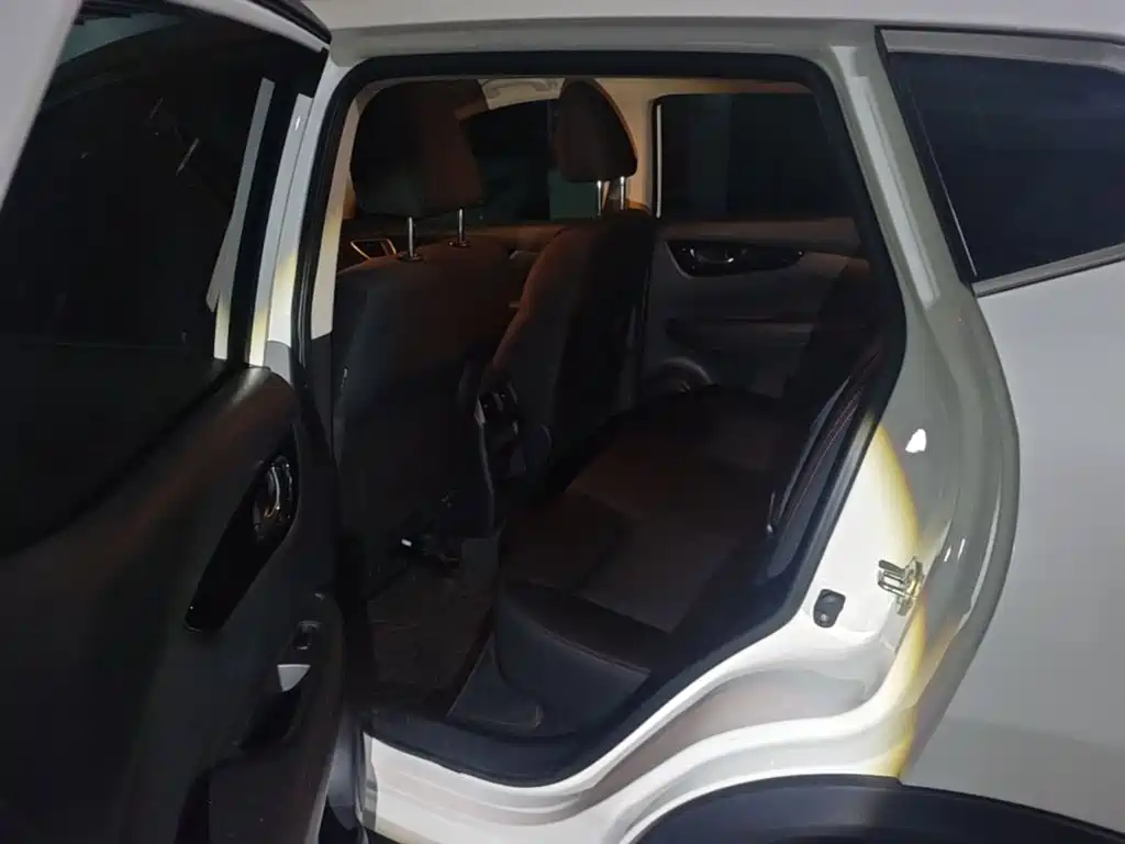 Nissan Qashqai — миниатюра 19