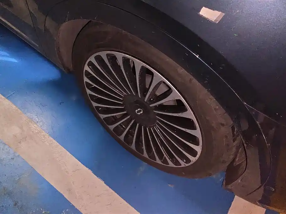 Aito M9 2024 Max 42kWh 5 мест