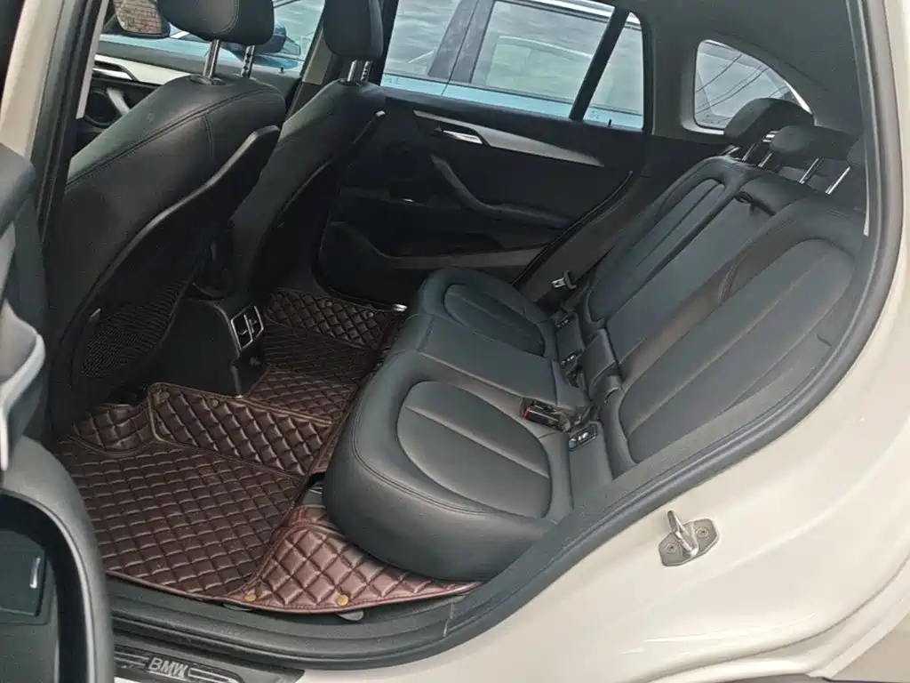 BMW X1 — миниатюра 17