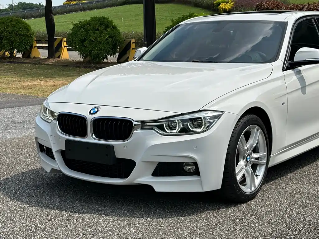 BMW 3 Series — миниатюра 11
