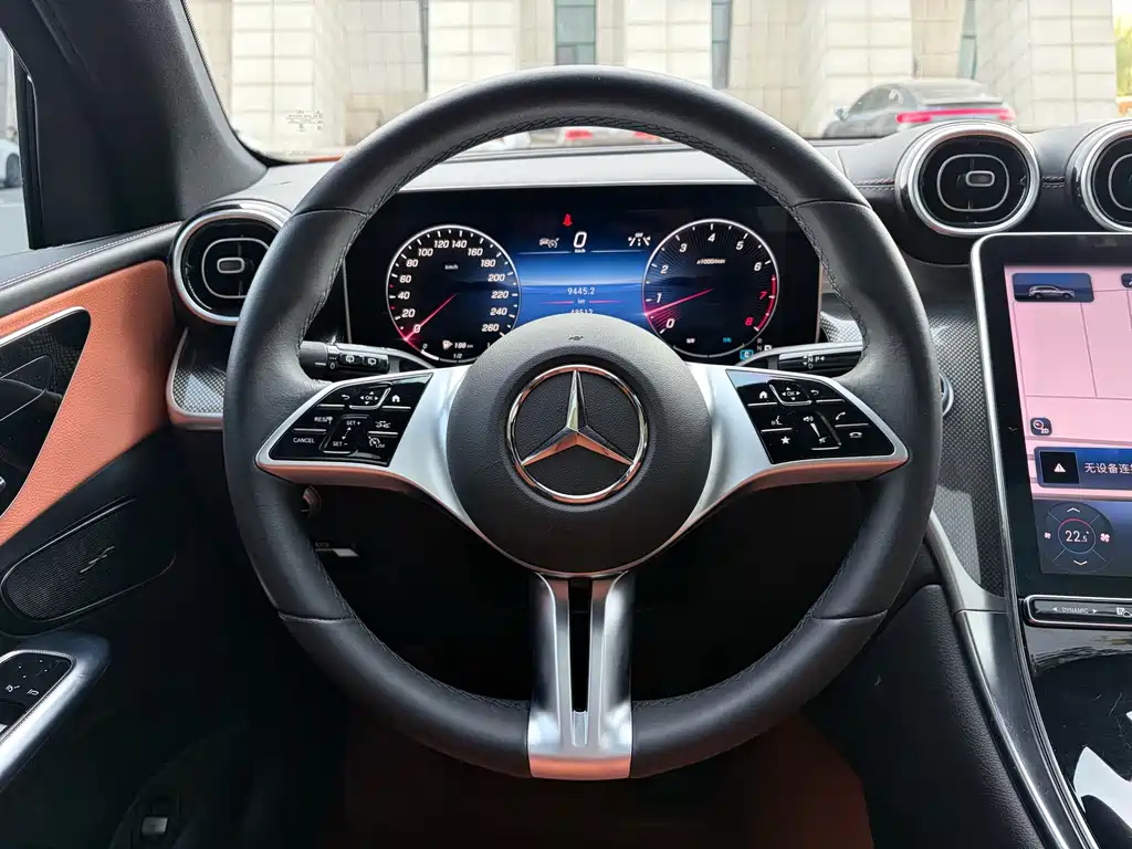 Mercedes-Benz GLC 2023 — фото 12