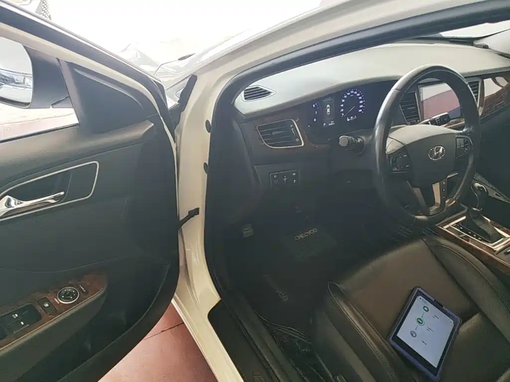 Hyundai Mistra — миниатюра 16