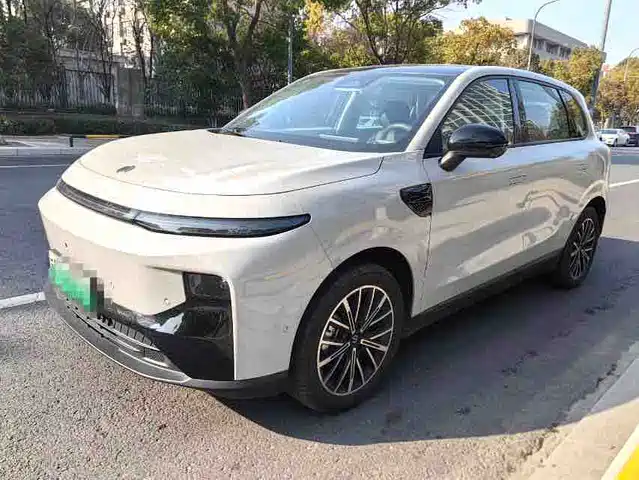 2025 Leapmotor B10