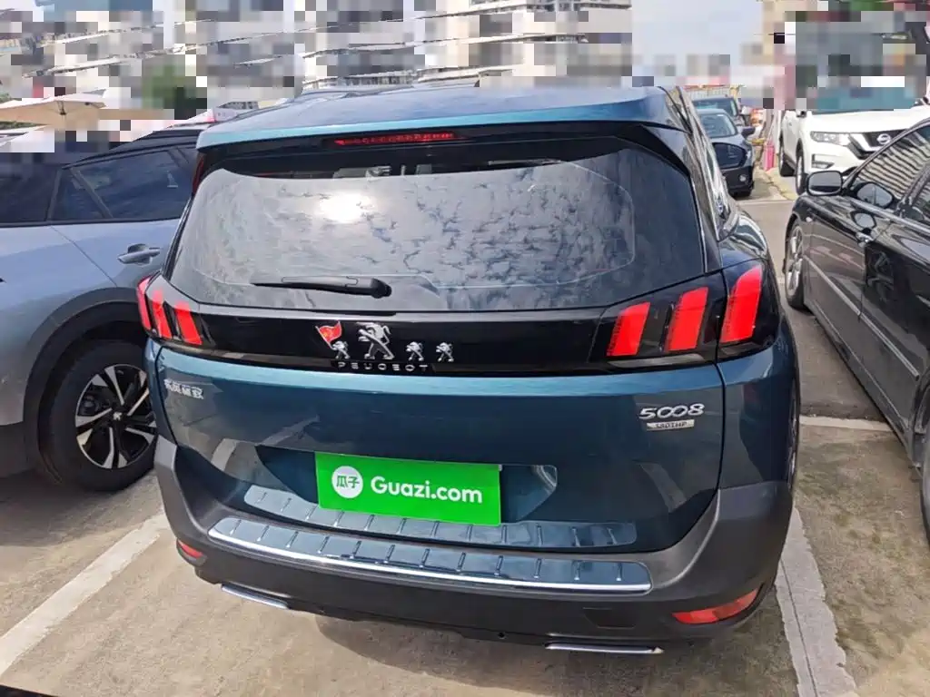 Peugeot 5008 — миниатюра 6