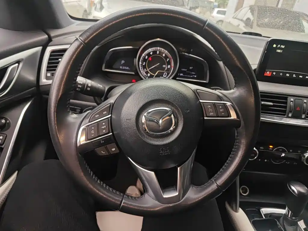 Mazda CX-4 2016 2.5L AT