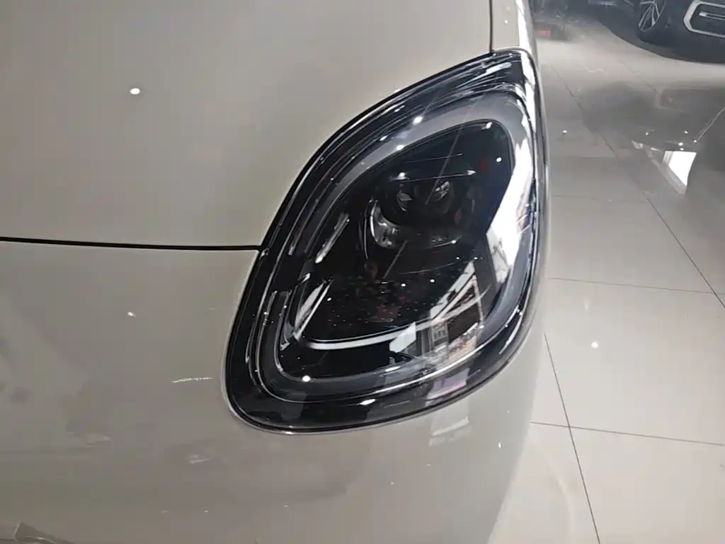 Wuling MINIEV — миниатюра 24