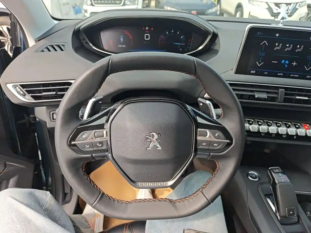 Peugeot 5008 — миниатюра 11