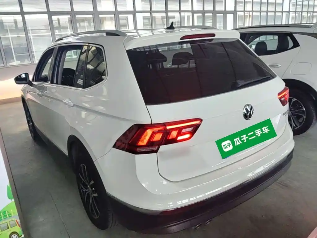 Volkswagen Tiguan L — миниатюра 5