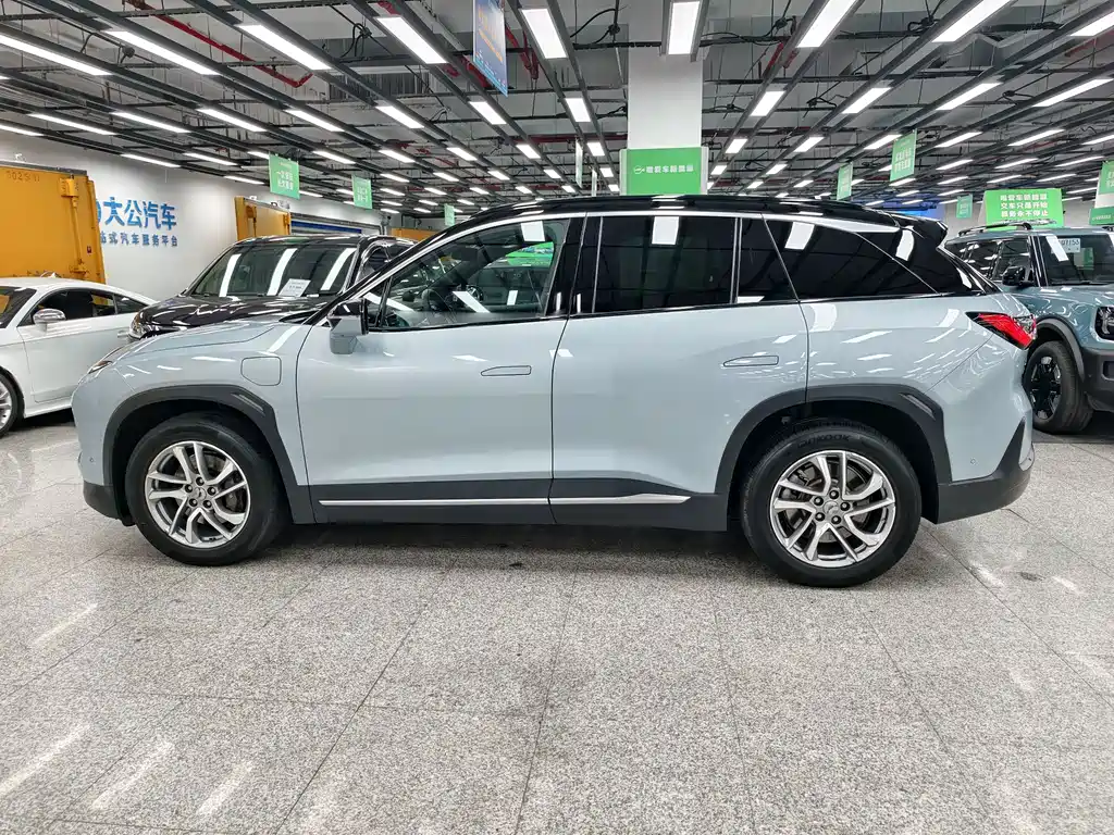 NIO ES6 — миниатюра 4