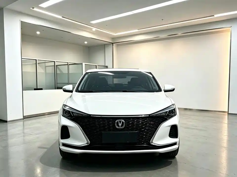 Changan Eado — миниатюра 2