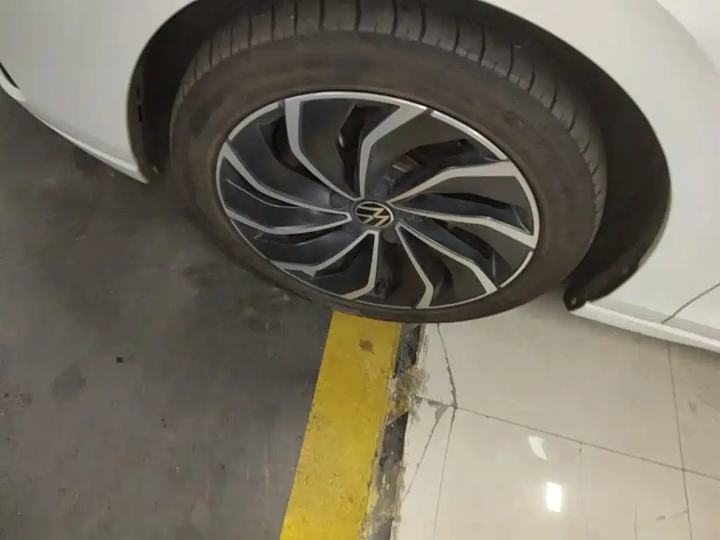 Volkswagen Golf — миниатюра 23