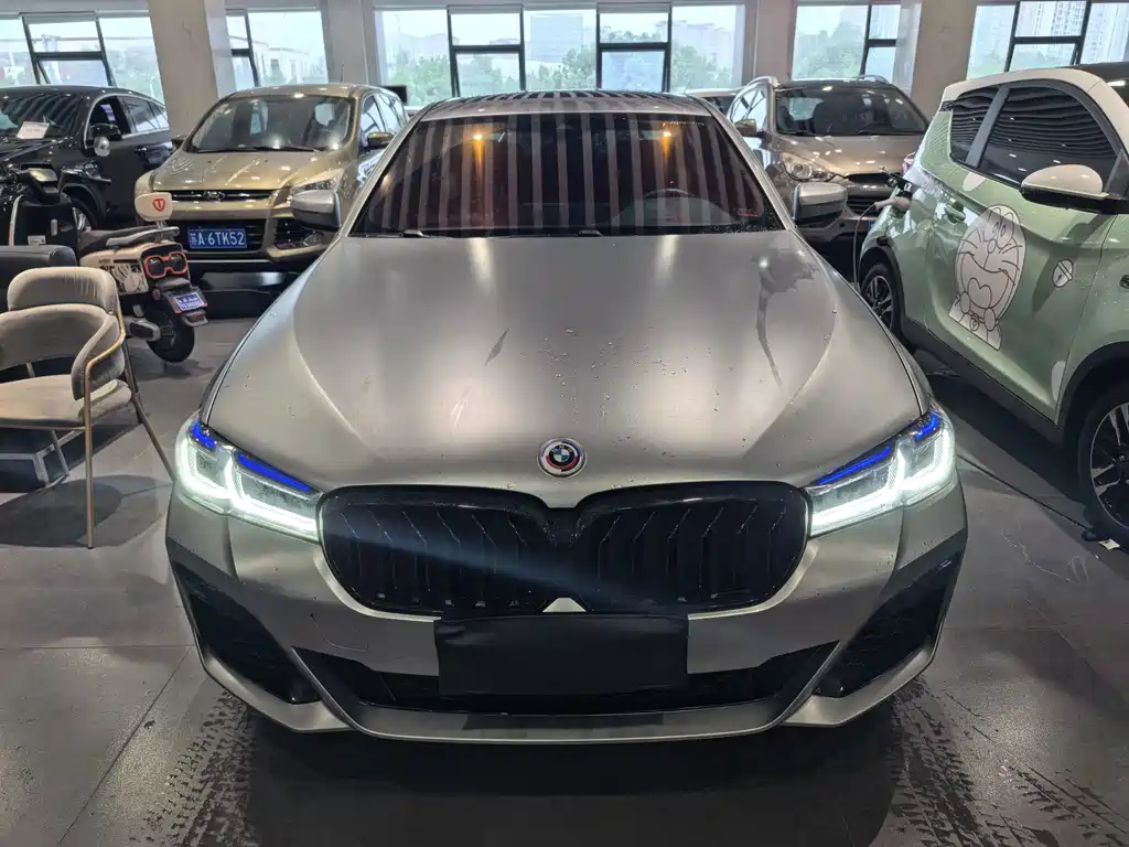BMW 5 Series (Import) — миниатюра 2