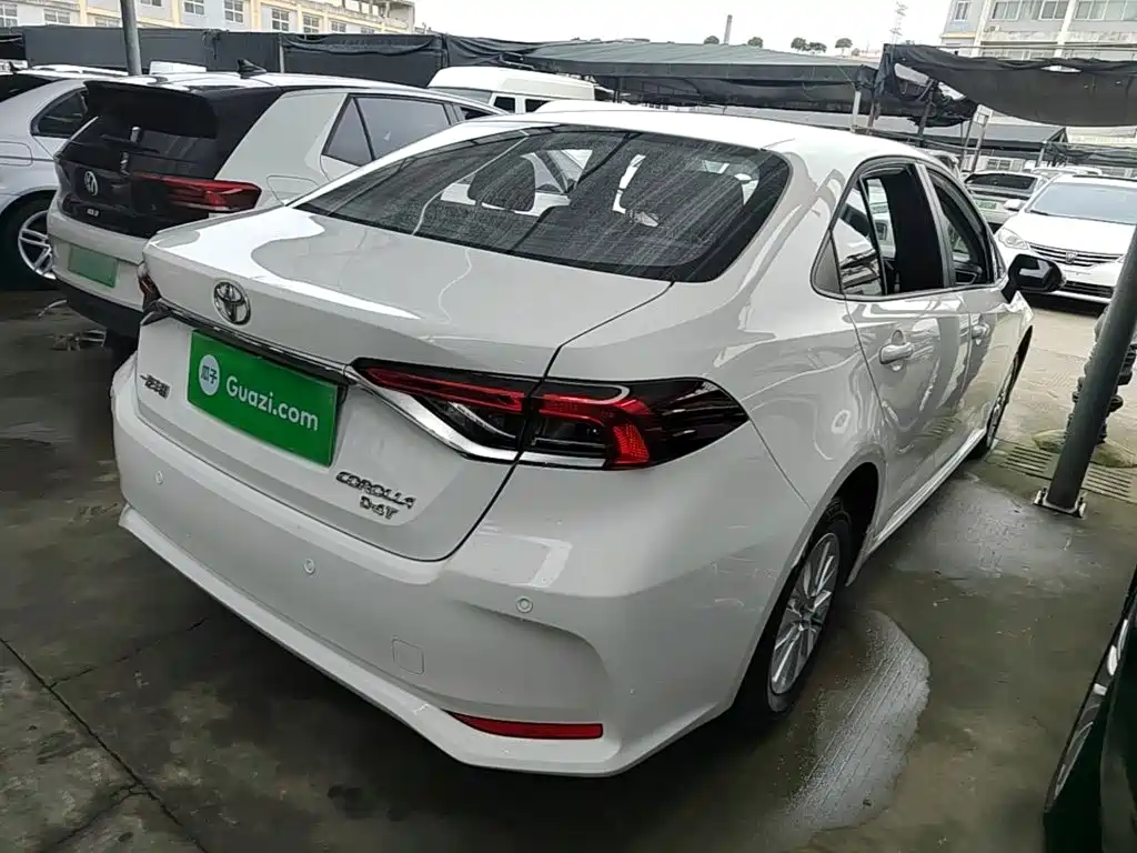Toyota Corolla — миниатюра 7
