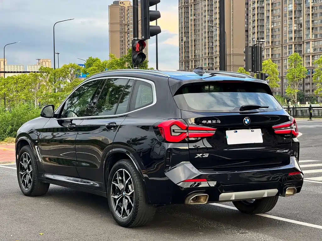 BMW X3 — миниатюра 11