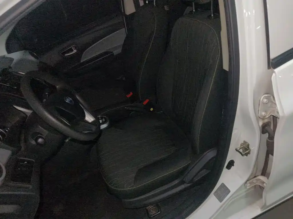 Changan Benben E-Star — миниатюра 16