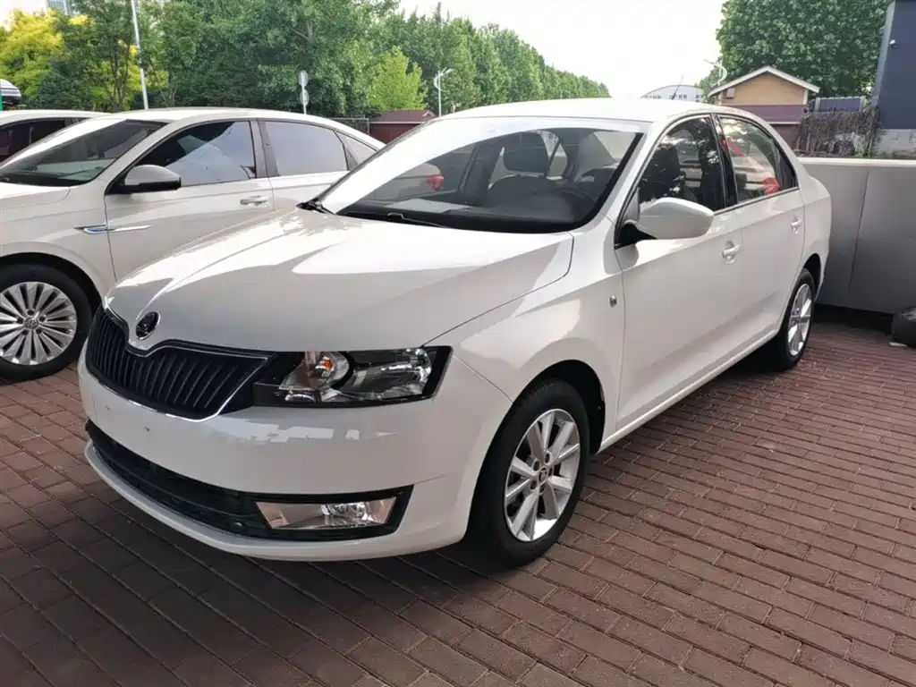 Купить Skoda Rapid