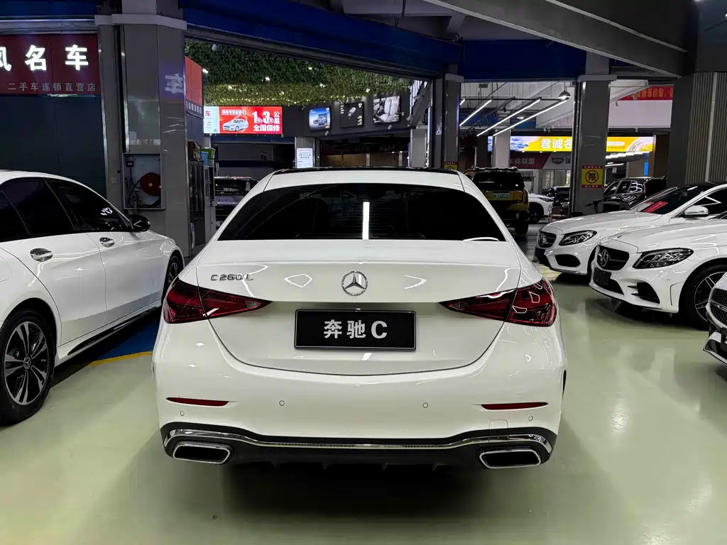 Mercedes-Benz C-Class — миниатюра 8