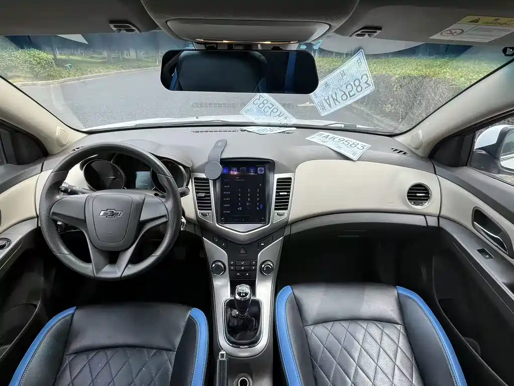 Chevrolet Cruze 1.5L Classic SL MT, фото 12