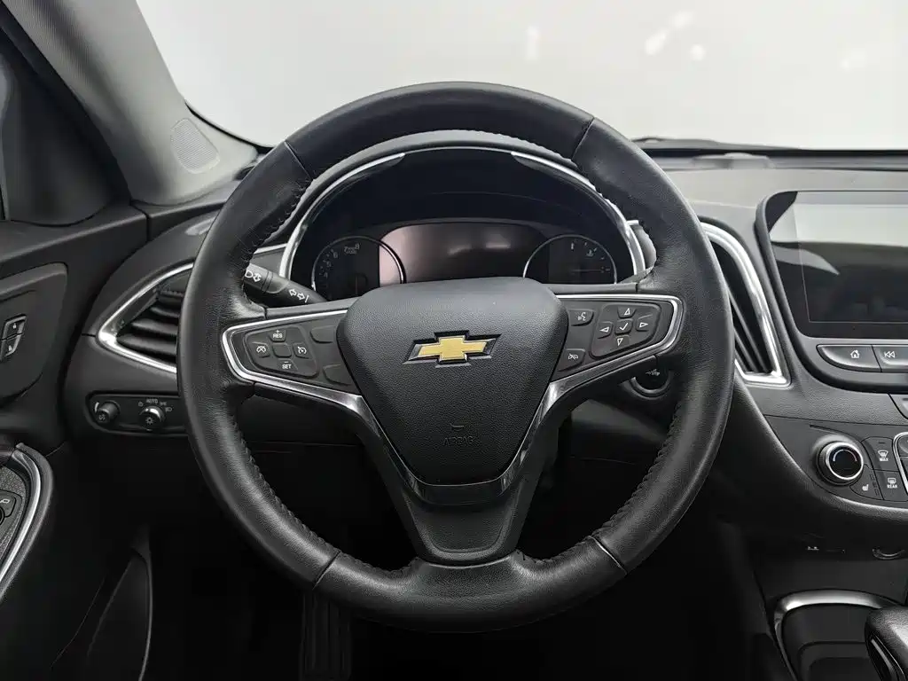 Chevrolet Malibu XL — миниатюра 11