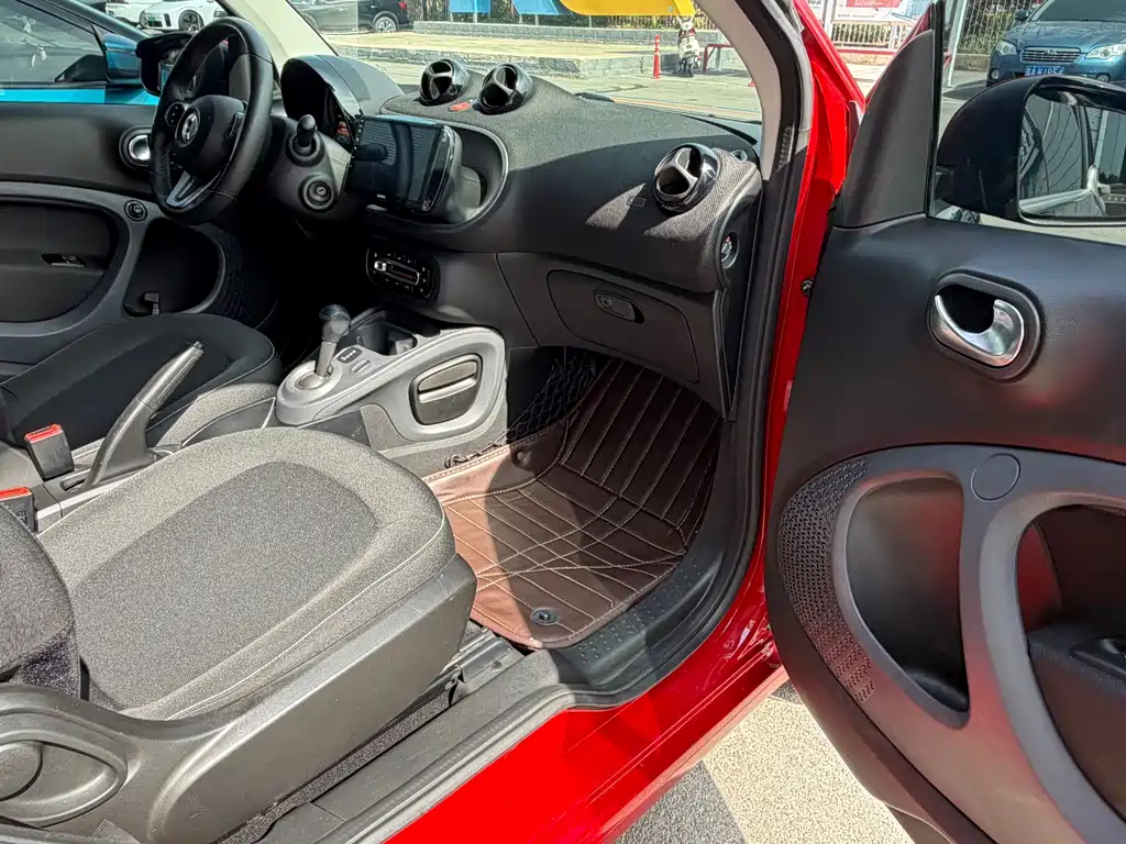 smart Smart Fortwo — миниатюра 16