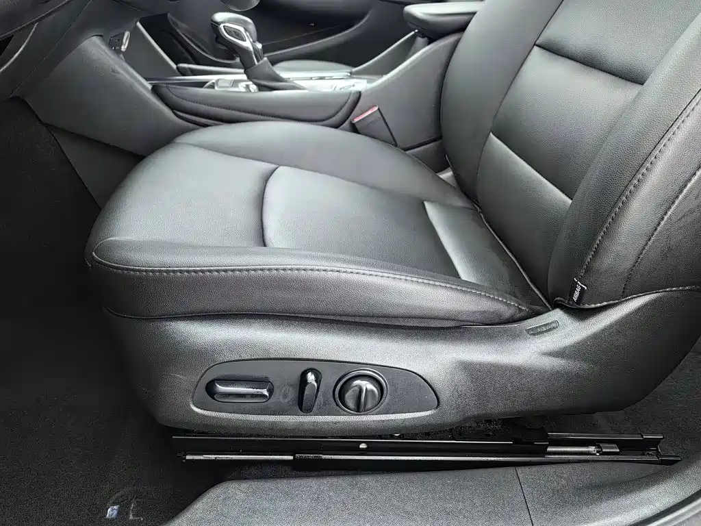 Chevrolet Malibu XL — миниатюра 20