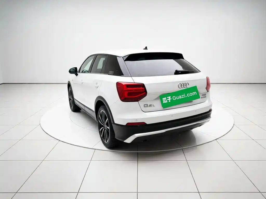 Audi Q2L — миниатюра 25