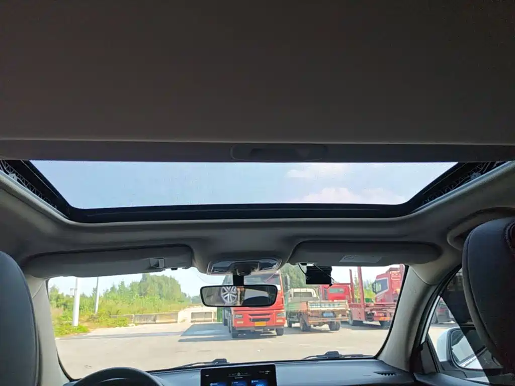 BYD Song — миниатюра 18