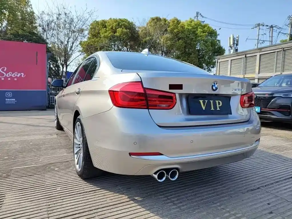 BMW 3 Series — миниатюра 7
