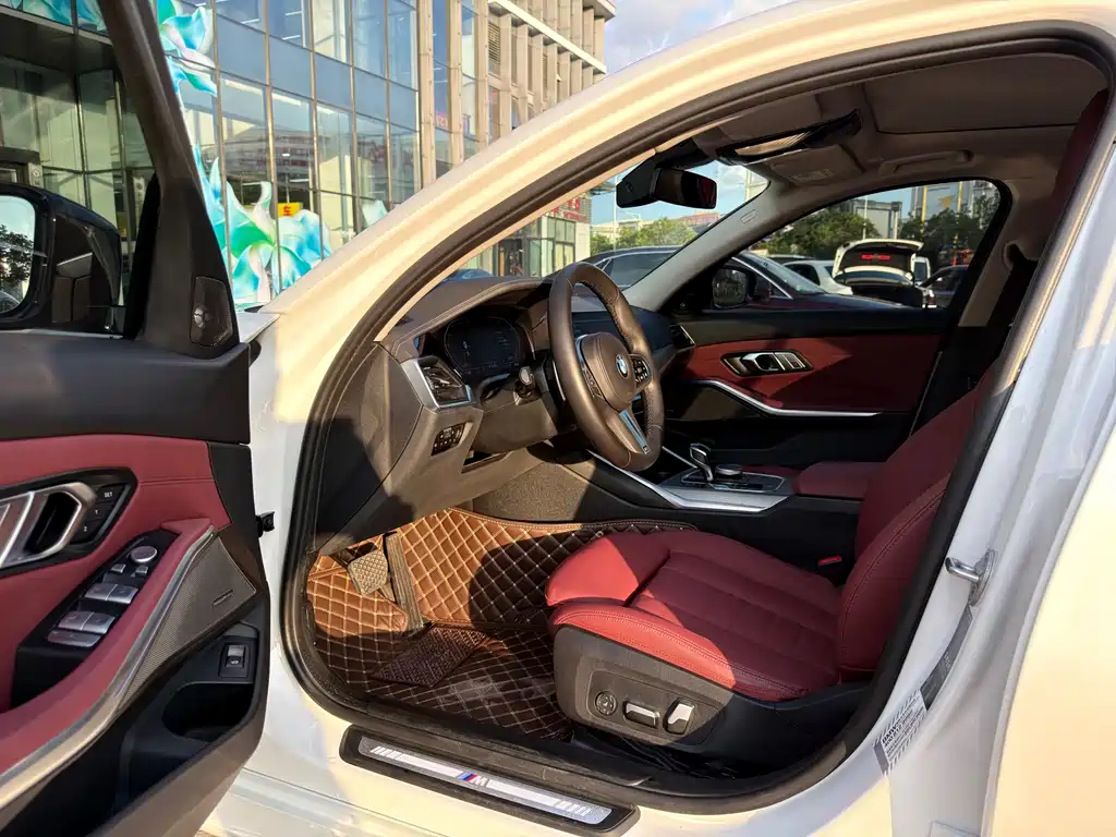 BMW 3 Series — миниатюра 14