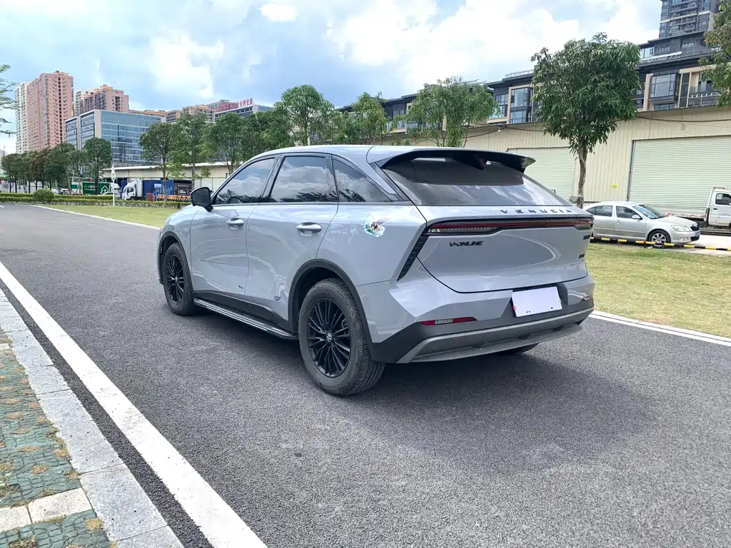 Venucia V 2022 260T